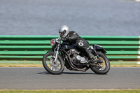 Vintage-motorcycle-club;eventdigitalimages;mallory-park;mallory-park-trackday-photographs;no-limits-trackdays;peter-wileman-photography;trackday-digital-images;trackday-photos;vmcc-festival-1000-bikes-photographs