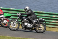 Vintage-motorcycle-club;eventdigitalimages;mallory-park;mallory-park-trackday-photographs;no-limits-trackdays;peter-wileman-photography;trackday-digital-images;trackday-photos;vmcc-festival-1000-bikes-photographs