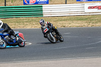 Vintage-motorcycle-club;eventdigitalimages;mallory-park;mallory-park-trackday-photographs;no-limits-trackdays;peter-wileman-photography;trackday-digital-images;trackday-photos;vmcc-festival-1000-bikes-photographs