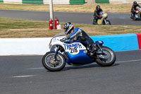 Vintage-motorcycle-club;eventdigitalimages;mallory-park;mallory-park-trackday-photographs;no-limits-trackdays;peter-wileman-photography;trackday-digital-images;trackday-photos;vmcc-festival-1000-bikes-photographs