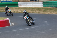 Vintage-motorcycle-club;eventdigitalimages;mallory-park;mallory-park-trackday-photographs;no-limits-trackdays;peter-wileman-photography;trackday-digital-images;trackday-photos;vmcc-festival-1000-bikes-photographs