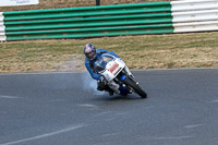 Vintage-motorcycle-club;eventdigitalimages;mallory-park;mallory-park-trackday-photographs;no-limits-trackdays;peter-wileman-photography;trackday-digital-images;trackday-photos;vmcc-festival-1000-bikes-photographs
