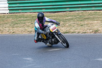 Vintage-motorcycle-club;eventdigitalimages;mallory-park;mallory-park-trackday-photographs;no-limits-trackdays;peter-wileman-photography;trackday-digital-images;trackday-photos;vmcc-festival-1000-bikes-photographs