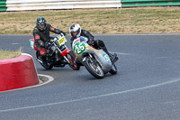 Vintage-motorcycle-club;eventdigitalimages;mallory-park;mallory-park-trackday-photographs;no-limits-trackdays;peter-wileman-photography;trackday-digital-images;trackday-photos;vmcc-festival-1000-bikes-photographs