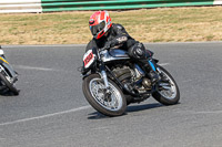 Vintage-motorcycle-club;eventdigitalimages;mallory-park;mallory-park-trackday-photographs;no-limits-trackdays;peter-wileman-photography;trackday-digital-images;trackday-photos;vmcc-festival-1000-bikes-photographs