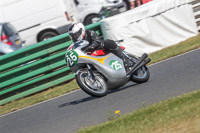 Vintage-motorcycle-club;eventdigitalimages;mallory-park;mallory-park-trackday-photographs;no-limits-trackdays;peter-wileman-photography;trackday-digital-images;trackday-photos;vmcc-festival-1000-bikes-photographs
