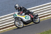 Vintage-motorcycle-club;eventdigitalimages;mallory-park;mallory-park-trackday-photographs;no-limits-trackdays;peter-wileman-photography;trackday-digital-images;trackday-photos;vmcc-festival-1000-bikes-photographs