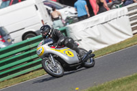 Vintage-motorcycle-club;eventdigitalimages;mallory-park;mallory-park-trackday-photographs;no-limits-trackdays;peter-wileman-photography;trackday-digital-images;trackday-photos;vmcc-festival-1000-bikes-photographs