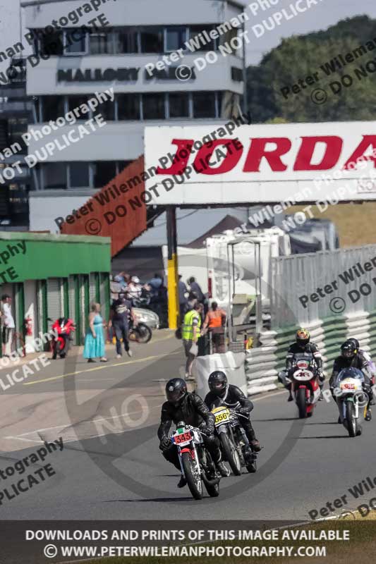 Vintage motorcycle club;eventdigitalimages;mallory park;mallory park trackday photographs;no limits trackdays;peter wileman photography;trackday digital images;trackday photos;vmcc festival 1000 bikes photographs