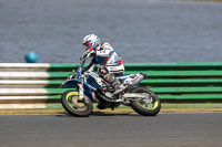 Vintage-motorcycle-club;eventdigitalimages;mallory-park;mallory-park-trackday-photographs;no-limits-trackdays;peter-wileman-photography;trackday-digital-images;trackday-photos;vmcc-festival-1000-bikes-photographs