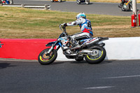 Vintage-motorcycle-club;eventdigitalimages;mallory-park;mallory-park-trackday-photographs;no-limits-trackdays;peter-wileman-photography;trackday-digital-images;trackday-photos;vmcc-festival-1000-bikes-photographs