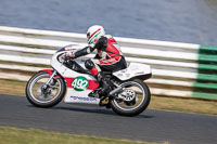 Vintage-motorcycle-club;eventdigitalimages;mallory-park;mallory-park-trackday-photographs;no-limits-trackdays;peter-wileman-photography;trackday-digital-images;trackday-photos;vmcc-festival-1000-bikes-photographs