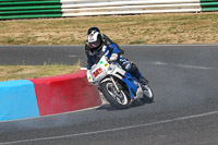 Vintage-motorcycle-club;eventdigitalimages;mallory-park;mallory-park-trackday-photographs;no-limits-trackdays;peter-wileman-photography;trackday-digital-images;trackday-photos;vmcc-festival-1000-bikes-photographs