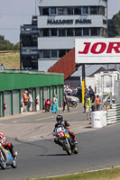 Vintage-motorcycle-club;eventdigitalimages;mallory-park;mallory-park-trackday-photographs;no-limits-trackdays;peter-wileman-photography;trackday-digital-images;trackday-photos;vmcc-festival-1000-bikes-photographs