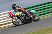 Vintage-motorcycle-club;eventdigitalimages;mallory-park;mallory-park-trackday-photographs;no-limits-trackdays;peter-wileman-photography;trackday-digital-images;trackday-photos;vmcc-festival-1000-bikes-photographs