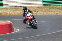 Vintage-motorcycle-club;eventdigitalimages;mallory-park;mallory-park-trackday-photographs;no-limits-trackdays;peter-wileman-photography;trackday-digital-images;trackday-photos;vmcc-festival-1000-bikes-photographs