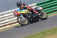Vintage-motorcycle-club;eventdigitalimages;mallory-park;mallory-park-trackday-photographs;no-limits-trackdays;peter-wileman-photography;trackday-digital-images;trackday-photos;vmcc-festival-1000-bikes-photographs