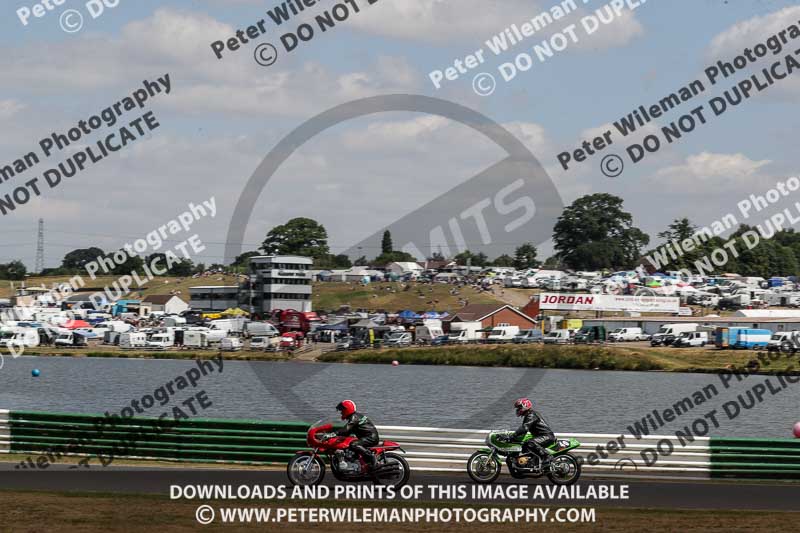 Vintage motorcycle club;eventdigitalimages;mallory park;mallory park trackday photographs;no limits trackdays;peter wileman photography;trackday digital images;trackday photos;vmcc festival 1000 bikes photographs