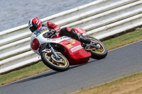 Vintage-motorcycle-club;eventdigitalimages;mallory-park;mallory-park-trackday-photographs;no-limits-trackdays;peter-wileman-photography;trackday-digital-images;trackday-photos;vmcc-festival-1000-bikes-photographs