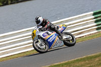 Vintage-motorcycle-club;eventdigitalimages;mallory-park;mallory-park-trackday-photographs;no-limits-trackdays;peter-wileman-photography;trackday-digital-images;trackday-photos;vmcc-festival-1000-bikes-photographs