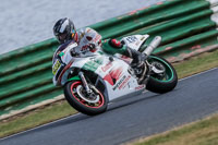 Vintage-motorcycle-club;eventdigitalimages;mallory-park;mallory-park-trackday-photographs;no-limits-trackdays;peter-wileman-photography;trackday-digital-images;trackday-photos;vmcc-festival-1000-bikes-photographs