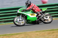 Vintage-motorcycle-club;eventdigitalimages;mallory-park;mallory-park-trackday-photographs;no-limits-trackdays;peter-wileman-photography;trackday-digital-images;trackday-photos;vmcc-festival-1000-bikes-photographs