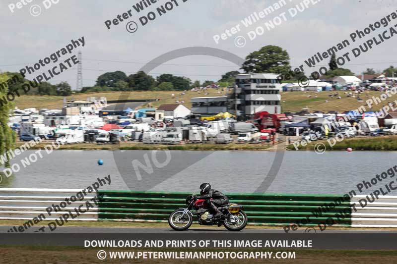 Vintage motorcycle club;eventdigitalimages;mallory park;mallory park trackday photographs;no limits trackdays;peter wileman photography;trackday digital images;trackday photos;vmcc festival 1000 bikes photographs