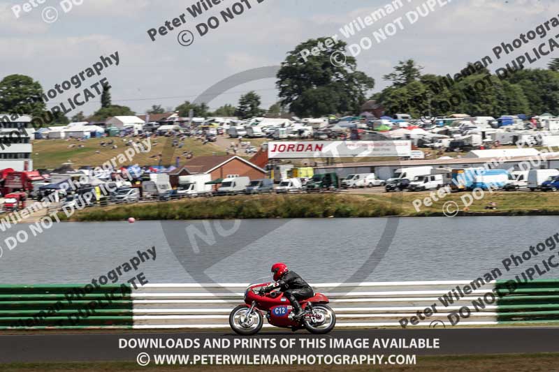 Vintage motorcycle club;eventdigitalimages;mallory park;mallory park trackday photographs;no limits trackdays;peter wileman photography;trackday digital images;trackday photos;vmcc festival 1000 bikes photographs