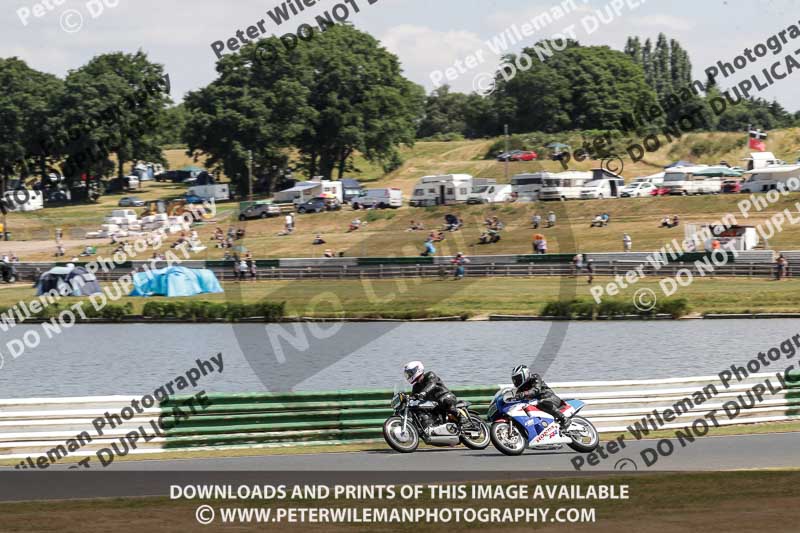 Vintage motorcycle club;eventdigitalimages;mallory park;mallory park trackday photographs;no limits trackdays;peter wileman photography;trackday digital images;trackday photos;vmcc festival 1000 bikes photographs