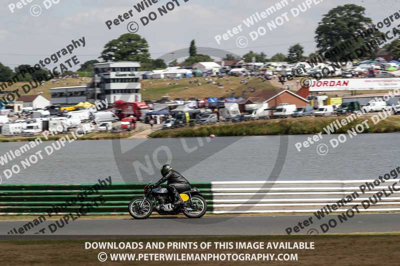 Vintage motorcycle club;eventdigitalimages;mallory park;mallory park trackday photographs;no limits trackdays;peter wileman photography;trackday digital images;trackday photos;vmcc festival 1000 bikes photographs