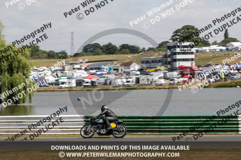 Vintage motorcycle club;eventdigitalimages;mallory park;mallory park trackday photographs;no limits trackdays;peter wileman photography;trackday digital images;trackday photos;vmcc festival 1000 bikes photographs