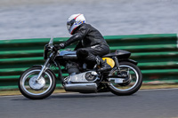 Vintage-motorcycle-club;eventdigitalimages;mallory-park;mallory-park-trackday-photographs;no-limits-trackdays;peter-wileman-photography;trackday-digital-images;trackday-photos;vmcc-festival-1000-bikes-photographs