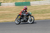 Vintage-motorcycle-club;eventdigitalimages;mallory-park;mallory-park-trackday-photographs;no-limits-trackdays;peter-wileman-photography;trackday-digital-images;trackday-photos;vmcc-festival-1000-bikes-photographs