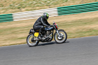 Vintage-motorcycle-club;eventdigitalimages;mallory-park;mallory-park-trackday-photographs;no-limits-trackdays;peter-wileman-photography;trackday-digital-images;trackday-photos;vmcc-festival-1000-bikes-photographs