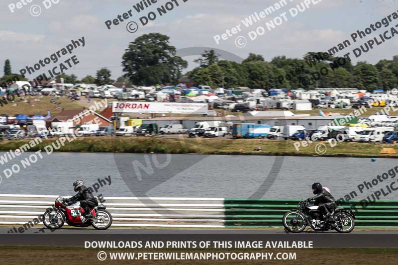 Vintage motorcycle club;eventdigitalimages;mallory park;mallory park trackday photographs;no limits trackdays;peter wileman photography;trackday digital images;trackday photos;vmcc festival 1000 bikes photographs