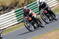 Vintage-motorcycle-club;eventdigitalimages;mallory-park;mallory-park-trackday-photographs;no-limits-trackdays;peter-wileman-photography;trackday-digital-images;trackday-photos;vmcc-festival-1000-bikes-photographs