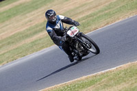 Vintage-motorcycle-club;eventdigitalimages;mallory-park;mallory-park-trackday-photographs;no-limits-trackdays;peter-wileman-photography;trackday-digital-images;trackday-photos;vmcc-festival-1000-bikes-photographs