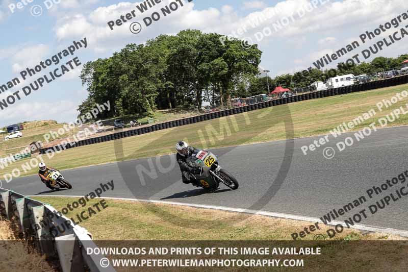 Vintage motorcycle club;eventdigitalimages;mallory park;mallory park trackday photographs;no limits trackdays;peter wileman photography;trackday digital images;trackday photos;vmcc festival 1000 bikes photographs