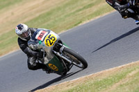 Vintage-motorcycle-club;eventdigitalimages;mallory-park;mallory-park-trackday-photographs;no-limits-trackdays;peter-wileman-photography;trackday-digital-images;trackday-photos;vmcc-festival-1000-bikes-photographs