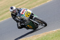 Vintage-motorcycle-club;eventdigitalimages;mallory-park;mallory-park-trackday-photographs;no-limits-trackdays;peter-wileman-photography;trackday-digital-images;trackday-photos;vmcc-festival-1000-bikes-photographs