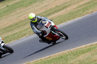 Vintage-motorcycle-club;eventdigitalimages;mallory-park;mallory-park-trackday-photographs;no-limits-trackdays;peter-wileman-photography;trackday-digital-images;trackday-photos;vmcc-festival-1000-bikes-photographs