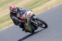 Vintage-motorcycle-club;eventdigitalimages;mallory-park;mallory-park-trackday-photographs;no-limits-trackdays;peter-wileman-photography;trackday-digital-images;trackday-photos;vmcc-festival-1000-bikes-photographs