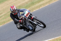 Vintage-motorcycle-club;eventdigitalimages;mallory-park;mallory-park-trackday-photographs;no-limits-trackdays;peter-wileman-photography;trackday-digital-images;trackday-photos;vmcc-festival-1000-bikes-photographs