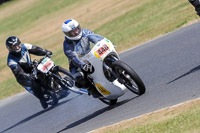 Vintage-motorcycle-club;eventdigitalimages;mallory-park;mallory-park-trackday-photographs;no-limits-trackdays;peter-wileman-photography;trackday-digital-images;trackday-photos;vmcc-festival-1000-bikes-photographs