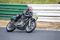 Vintage-motorcycle-club;eventdigitalimages;mallory-park;mallory-park-trackday-photographs;no-limits-trackdays;peter-wileman-photography;trackday-digital-images;trackday-photos;vmcc-festival-1000-bikes-photographs