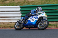Vintage-motorcycle-club;eventdigitalimages;mallory-park;mallory-park-trackday-photographs;no-limits-trackdays;peter-wileman-photography;trackday-digital-images;trackday-photos;vmcc-festival-1000-bikes-photographs