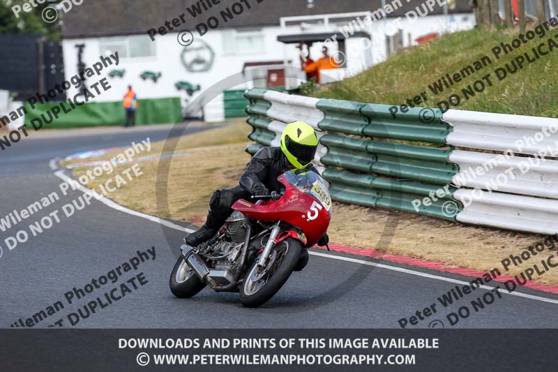 Vintage motorcycle club;eventdigitalimages;mallory park;mallory park trackday photographs;no limits trackdays;peter wileman photography;trackday digital images;trackday photos;vmcc festival 1000 bikes photographs