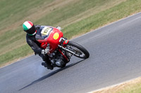 Vintage-motorcycle-club;eventdigitalimages;mallory-park;mallory-park-trackday-photographs;no-limits-trackdays;peter-wileman-photography;trackday-digital-images;trackday-photos;vmcc-festival-1000-bikes-photographs