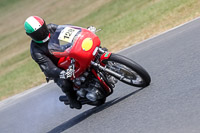 Vintage-motorcycle-club;eventdigitalimages;mallory-park;mallory-park-trackday-photographs;no-limits-trackdays;peter-wileman-photography;trackday-digital-images;trackday-photos;vmcc-festival-1000-bikes-photographs