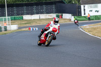 Vintage-motorcycle-club;eventdigitalimages;mallory-park;mallory-park-trackday-photographs;no-limits-trackdays;peter-wileman-photography;trackday-digital-images;trackday-photos;vmcc-festival-1000-bikes-photographs